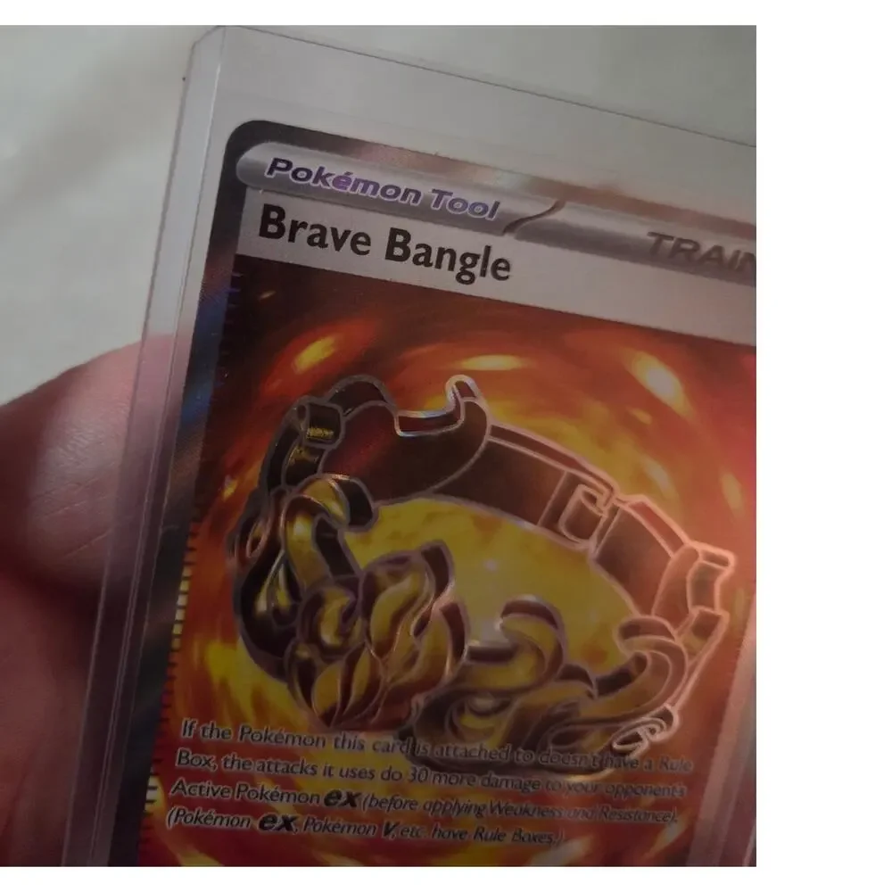 Brave Bangle Pokemon Tool Trainer 104/084 Ultra Rare Pitch Black Pokemon